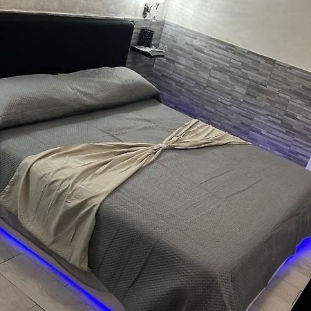 La Piccola Casetta Del Centro باليرمو المظهر الخارجي الصورة